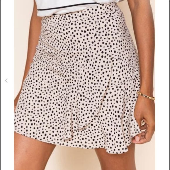 Francesca’s Ruffled Mini Skirt - Picture 5 of 6